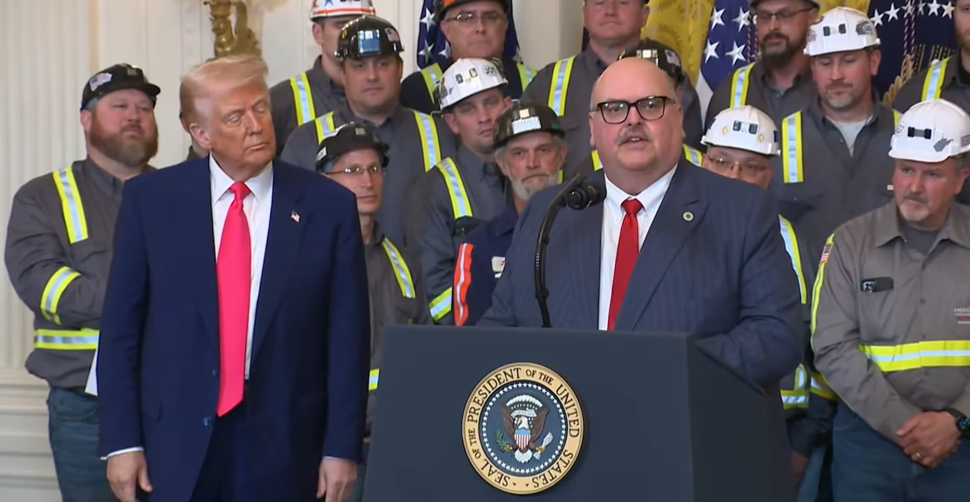 Campbell speaks at White House